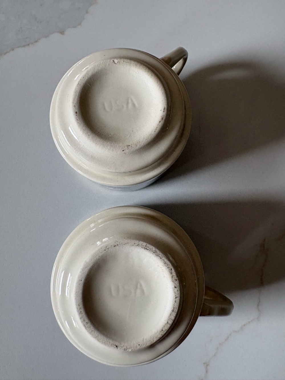 Blue Willow Pattern Ceramic Mugs - Ivory and Blue, Set of 2 Vintage VGUC - Picture 6 of 6